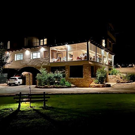Hospederia El Batan Hotell Tramacastilla Exteriör bild