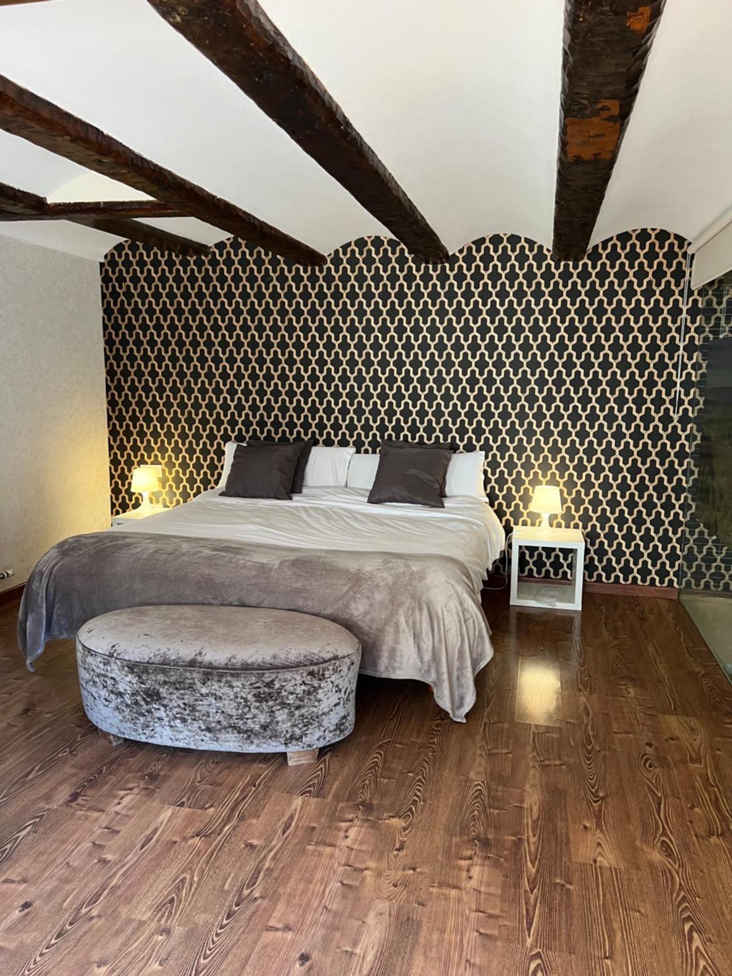 Hospederia El Batan Hotell Tramacastilla Exteriör bild