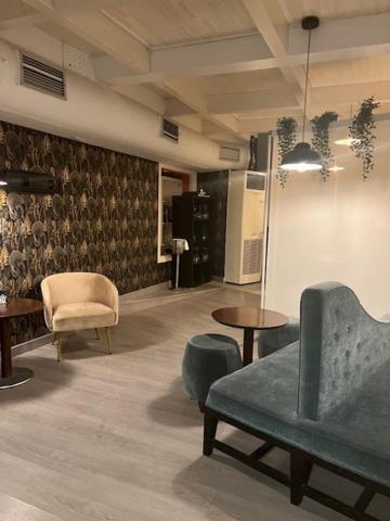 Hospederia El Batan Hotell Tramacastilla Exteriör bild